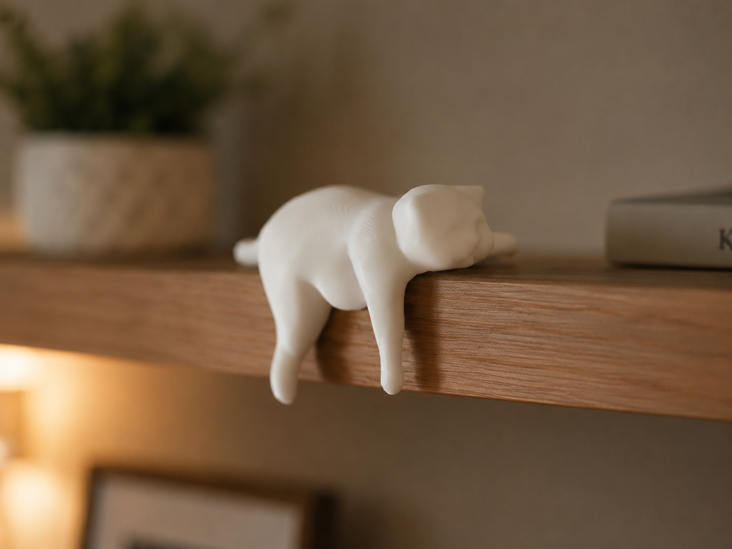 Sleepy fat cat Desktop companion